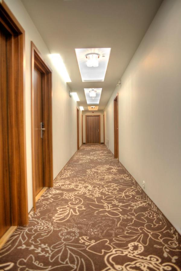 Hotel Pruski Orneta Экстерьер фото